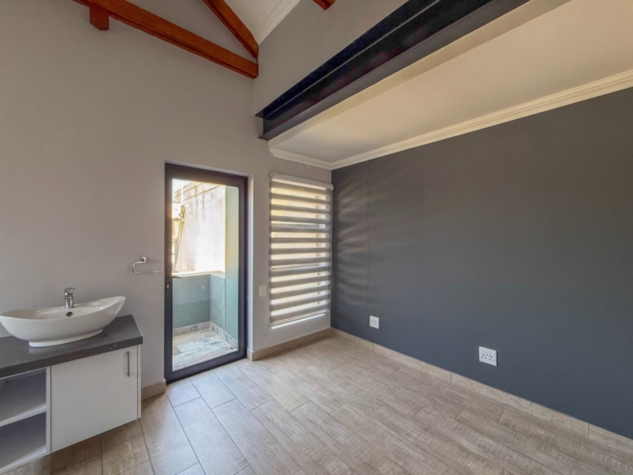 3 Bedroom Property for Sale in The Islands Estates North West